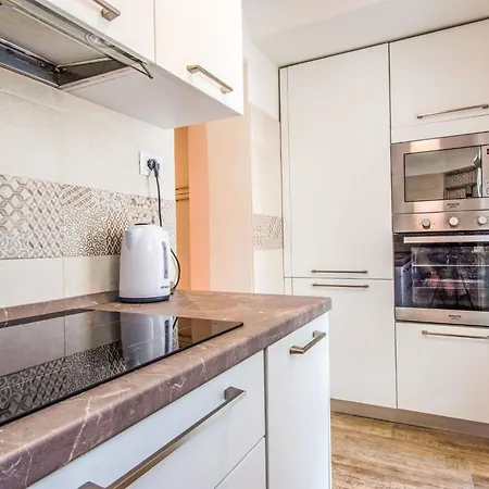 Deva By Interhome Apartmán *